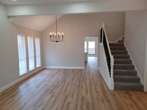 1118 Emily Ln in Carrollton, TX - Building Photo - Building Photo