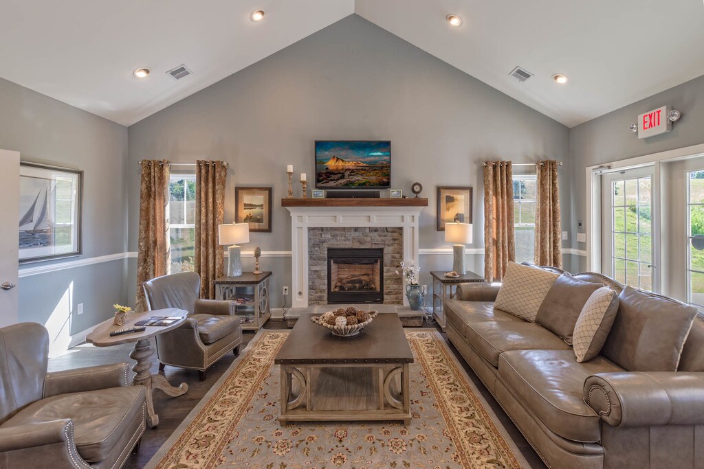 The Hammocks at Canandaigua Apartments in Canandaigua, NY