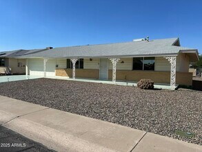 10344 W Salem Dr in Sun City, AZ - Building Photo - Building Photo
