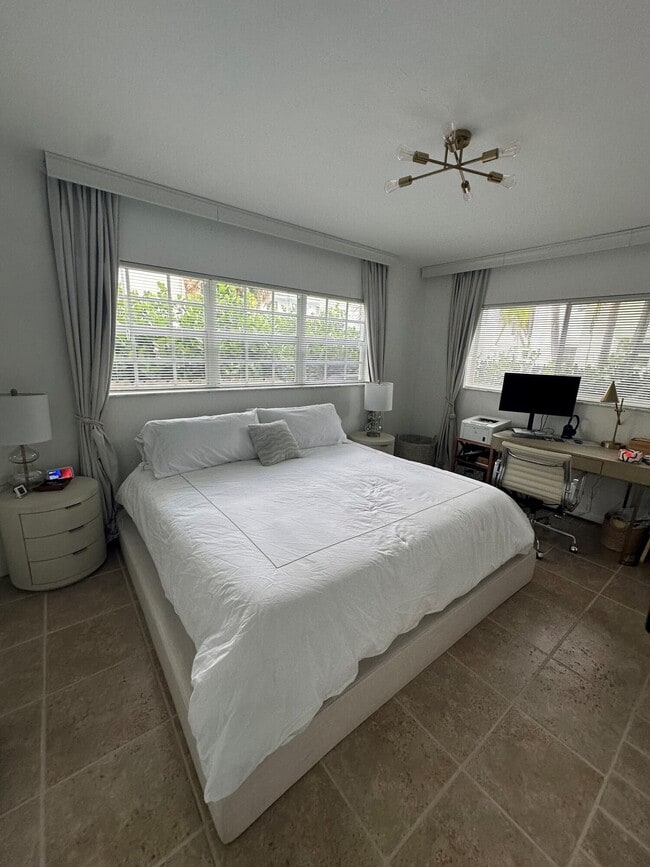 234 Oleander Ave in Palm Beach, FL - Building Photo - Building Photo