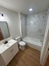 1396 Cranfield Rd-Unit -Cranfield Resort Cabin 10 in Mountain Home, AR - Building Photo - Building Photo