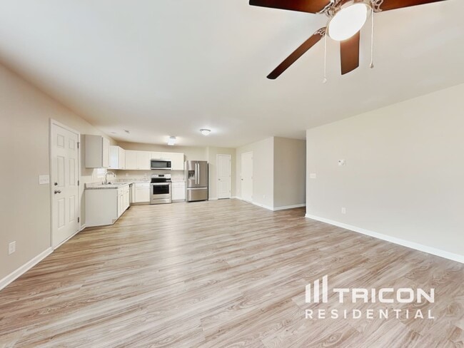 4120 Devonwood Ct in Greensboro, NC - Foto de edificio - Building Photo