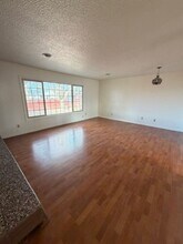 1032 Applewood St in Klamath Falls, OR - Building Photo - Building Photo