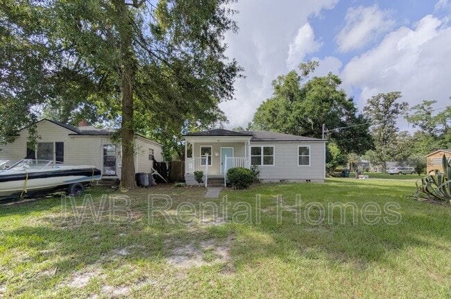 property at 5256 Sunderland Rd