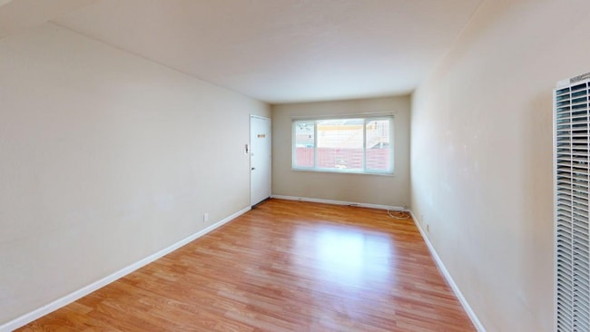 1536 9th St in Alameda, CA - Building Photo - Building Photo