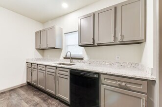 1326 NW 91st St in Oklahoma City, OK - Building Photo - Building Photo