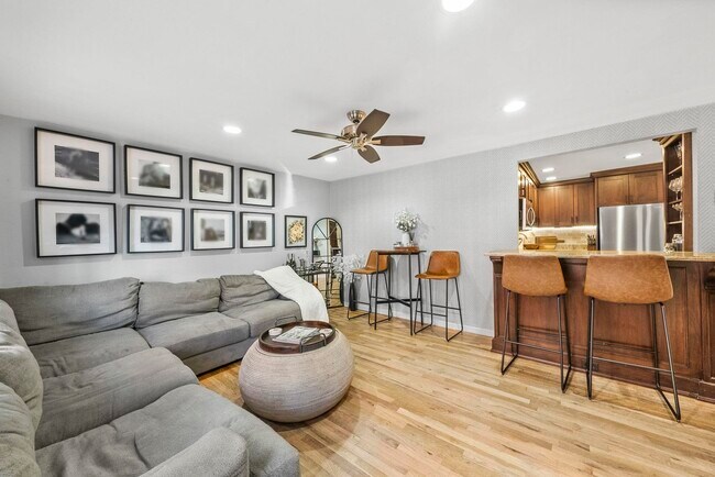 607 1st St in Hoboken, NJ - Building Photo - Building Photo