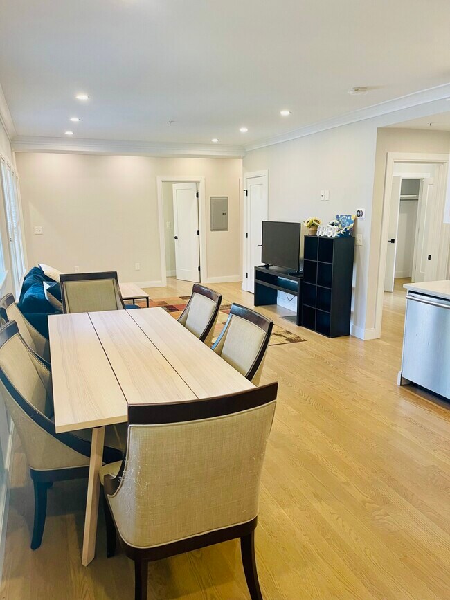 46 Ridgemont St, Unit 46 in Boston, MA - Foto de edificio - Building Photo