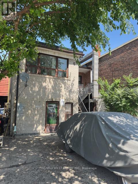 property at 1172 Weston Rd