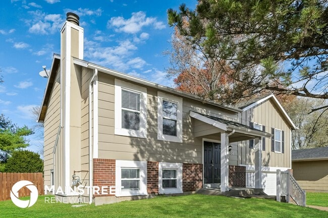 28 Trade Winds Dr in St. Peters, MO - Building Photo - Building Photo