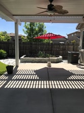 2053 Dripping Rock Ln in Lincoln, CA - Building Photo - Building Photo