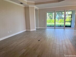339 Tamarindo Ln in Naples, FL - Building Photo - Building Photo