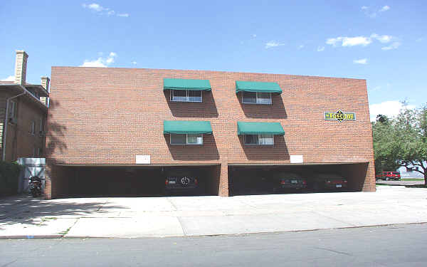 Tuscany Apartments in Denver, CO - Building Photo - Building Photo