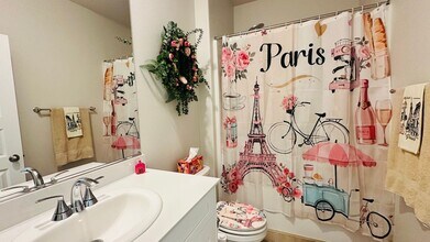 1121 Tropic Ct in Redlands, CA - Building Photo - Building Photo