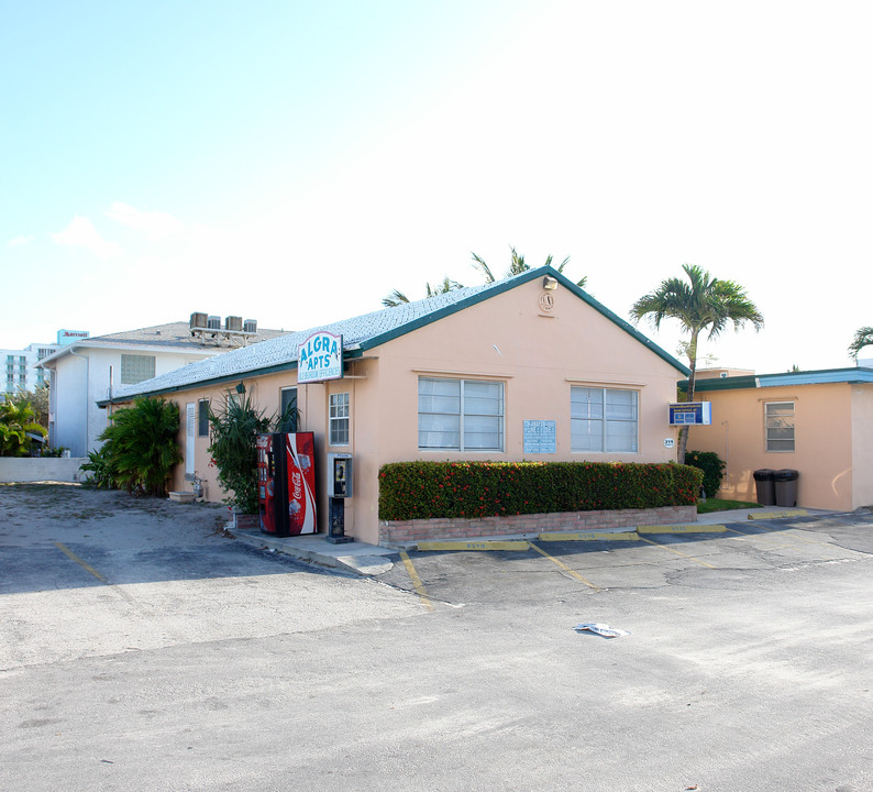 Algra Apartments in Hollywood, FL - Building Photo