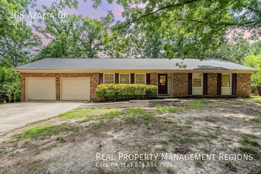 308 Azalia Dr in Fredericksburg, VA - Building Photo