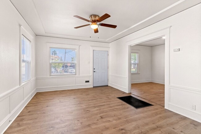 205 Dutton Ave in San Leandro, CA - Building Photo - Building Photo
