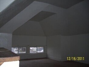 202 E Kline St in Girard, OH - Building Photo - Building Photo