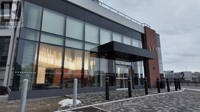 25 Wellington St S in Kitchener, ON - Building Photo - Building Photo