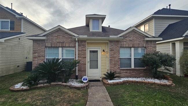 property at 4014 Mossy Pl Ln