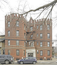 4535 Parsons Blvd in Flushing, NY - Foto de edificio - Building Photo