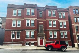 210 Winthrop Rd in Brookline, MA - Building Photo - Building Photo