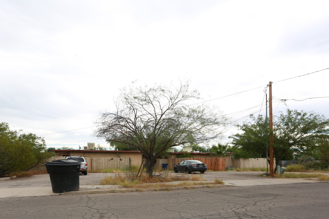 1224-1228 N Bryant Ave in Tucson, AZ - Building Photo