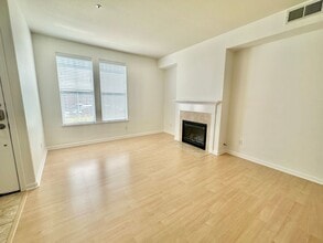 82 Gann Way in Novato, CA - Building Photo - Building Photo