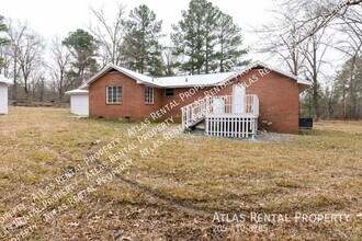 8152 Hopewell Rd in Bessemer, AL - Building Photo - Building Photo