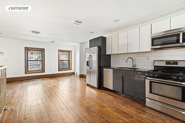 620 Monroe St in Brooklyn, NY - Building Photo - Building Photo