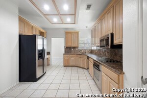 6530 Lochglen in San Antonio, TX - Building Photo - Building Photo