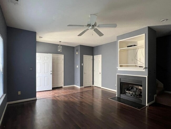129 Pinter Ct in Virginia Beach, VA - Foto de edificio - Building Photo