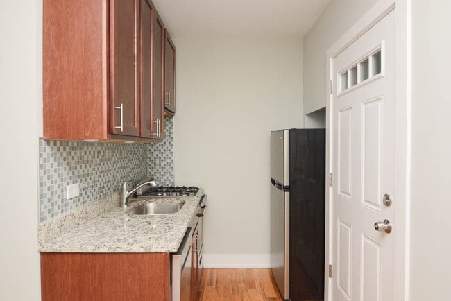 2915 N Mildred Ave in Chicago, IL - Building Photo - Building Photo