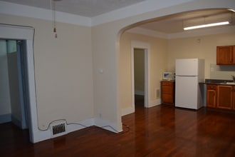 1654 Miller St in Utica, NY - Building Photo - Building Photo