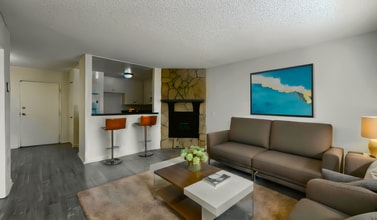 12249 Oxnard St in Los Angeles, CA - Building Photo - Building Photo