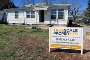 3608 Grote St SW in Huntsville, AL - Building Photo