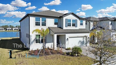3129 Marine Grass Dr in Wimauma, FL - Building Photo - Building Photo