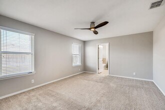 14019 Cremello Fls in San Antonio, TX - Building Photo - Building Photo