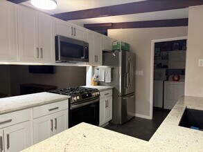 2432 Edgevale Rd in Columbus, OH - Building Photo - Building Photo