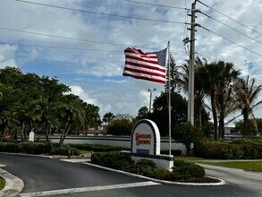 6142 SE Landing Way in Stuart, FL - Building Photo - Building Photo