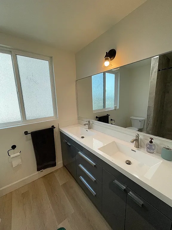 3632 Amesbury Rd in Los Angeles, CA - Building Photo - Building Photo