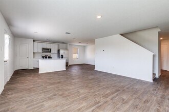 5138 Blind Shot in San Antonio, TX - Building Photo - Building Photo