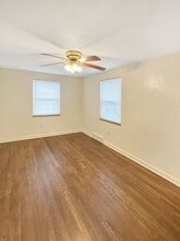 1028 Fleming St in Coraopolis, PA - Foto de edificio - Building Photo