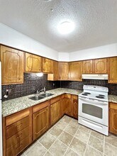 1212 Hillcrest Dr in New Braunfels, TX - Building Photo - Building Photo