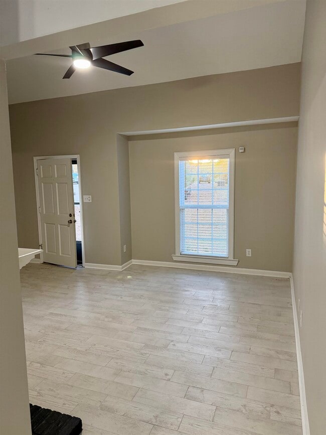 4834 Sturbridge Ln in Memphis, TN - Building Photo - Building Photo