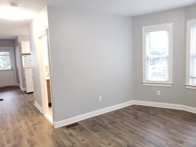 119 W Adams St, Unit 119 in Somerville, MA - Building Photo - Building Photo