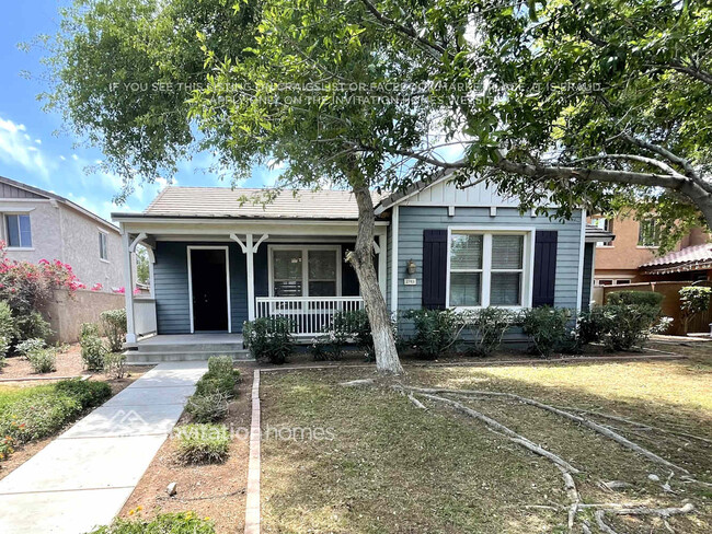 property at 2782 N Heritage St