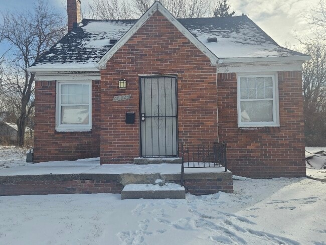 property at 14274 Kilbourne Ave