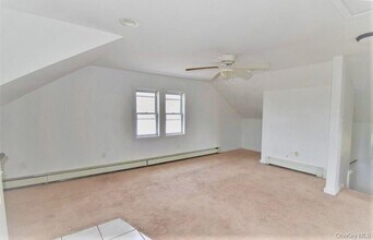 547 NY-17M in Middletown, NY - Foto de edificio - Building Photo