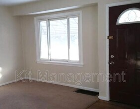 34 W Poinsetta Ave in Toledo, OH - Building Photo - Building Photo